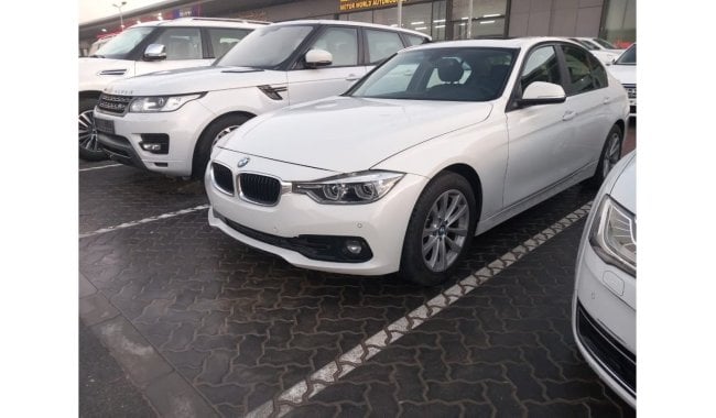 BMW 318 BMW 318i Exclusive (F30), 4dr Sedan, 1.5L 3cyl Petrol, Automatic, Rear Wheel Drive 2019