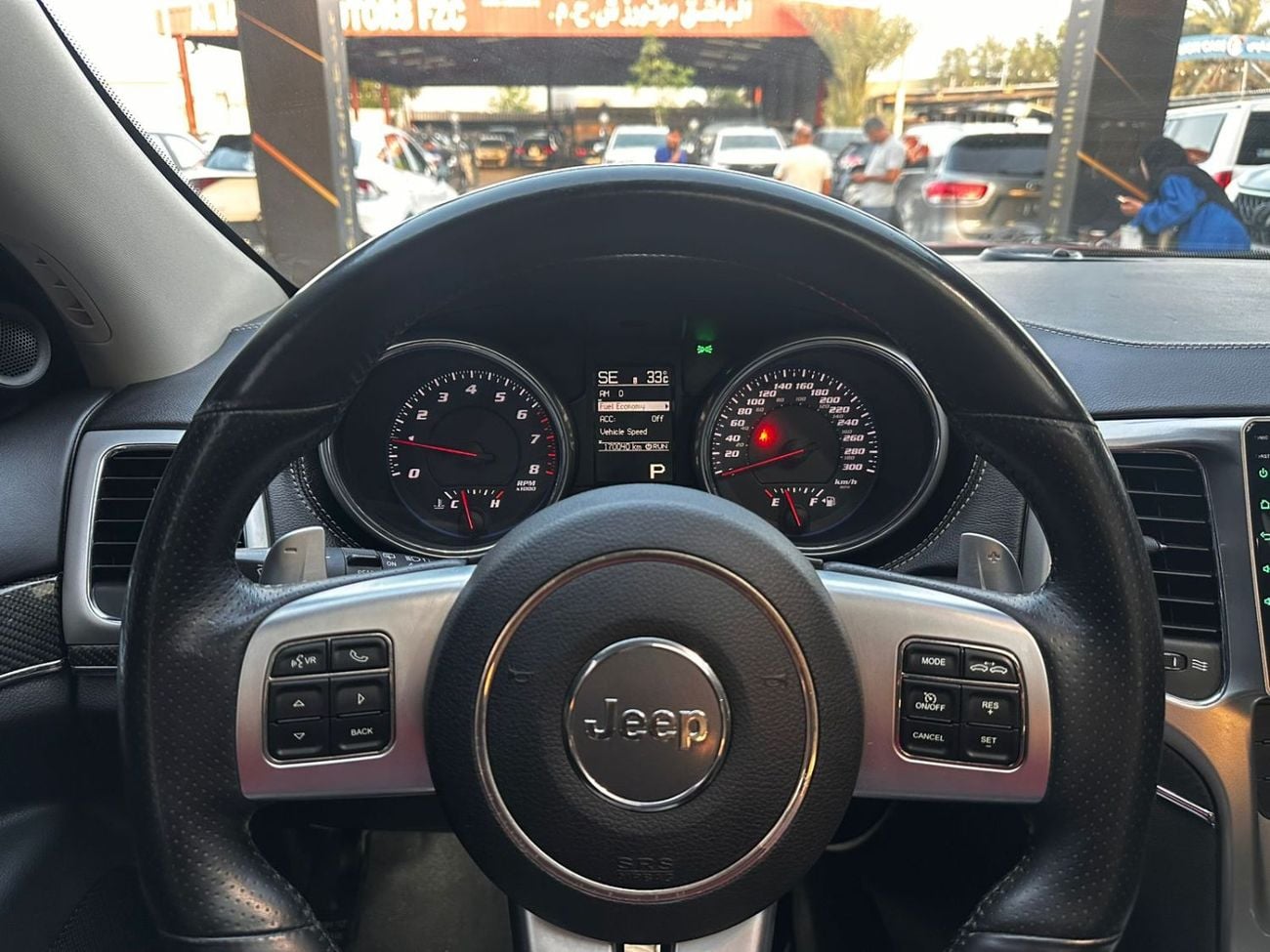 Jeep Grand Cherokee SRT8 6.4L