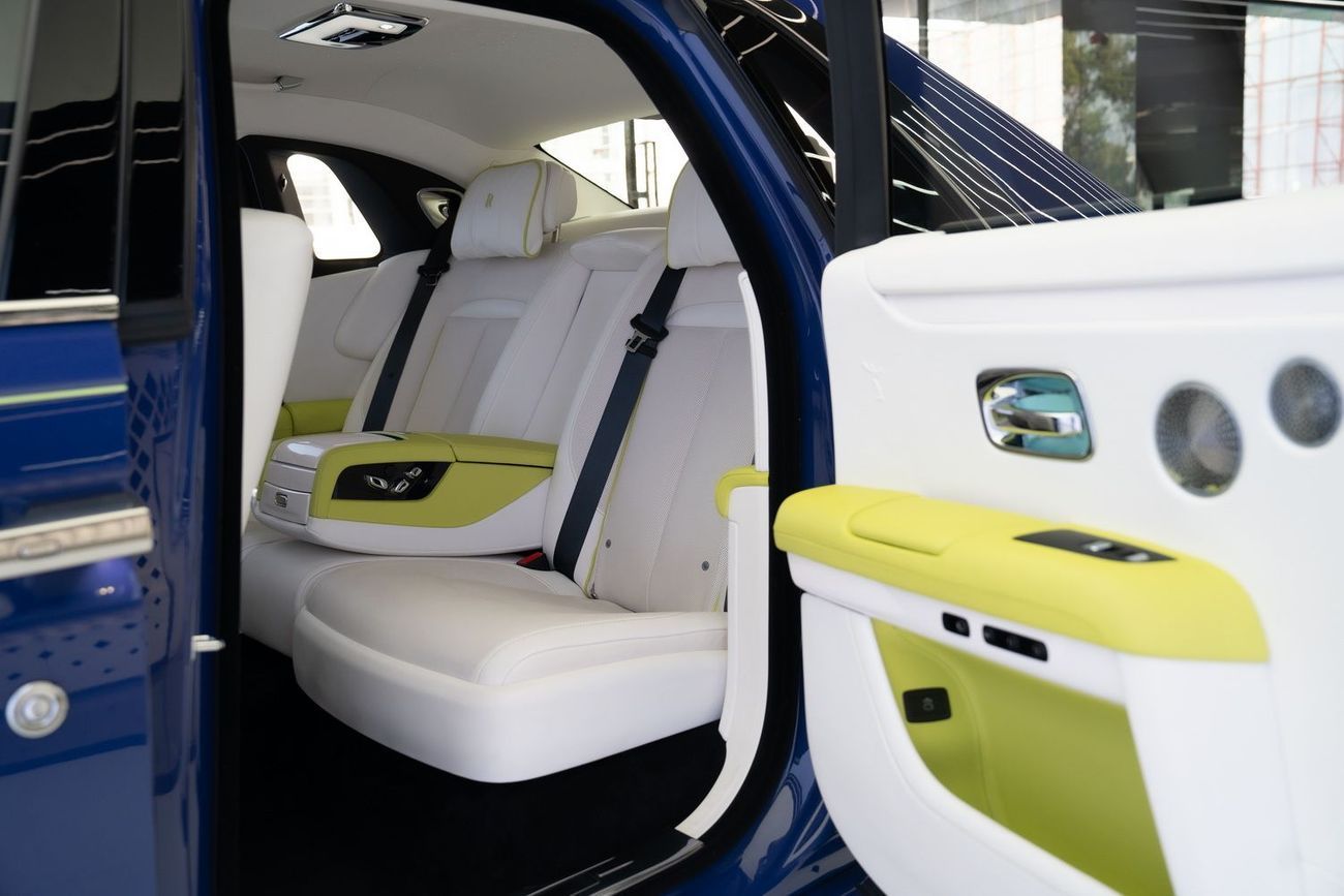 Rolls-Royce Ghost 6.75T Short Wheelbase