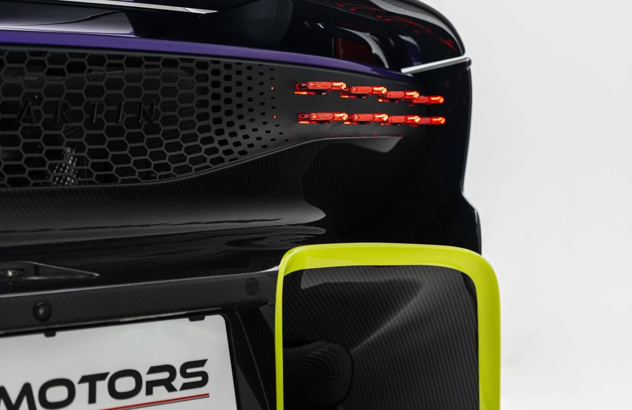 أستون مارتن فالهالا 4.0L V8 Twin-Turbo Engine + eMotors