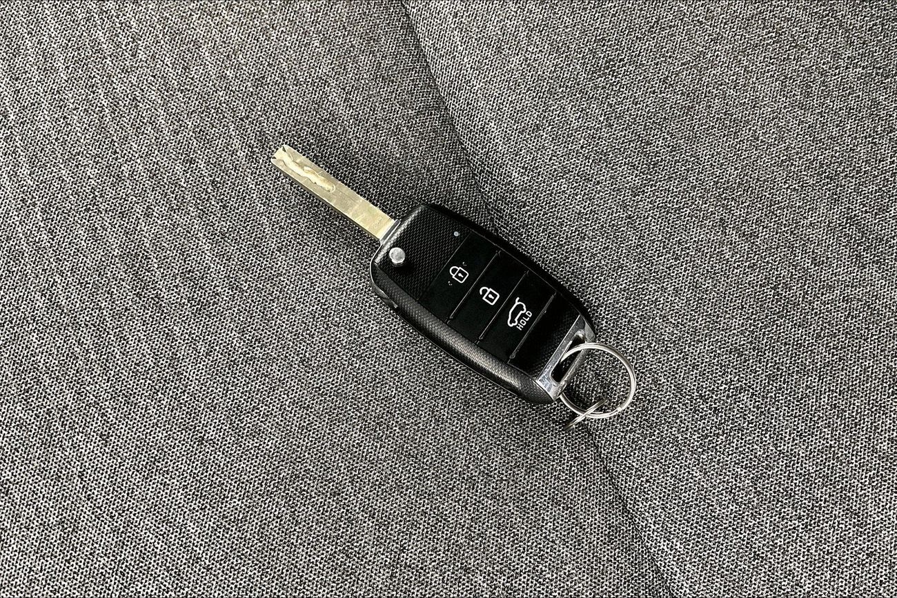 كيا بيكانتو LX | عرض العيد الحصري | خالية من أضرار الفيضانات