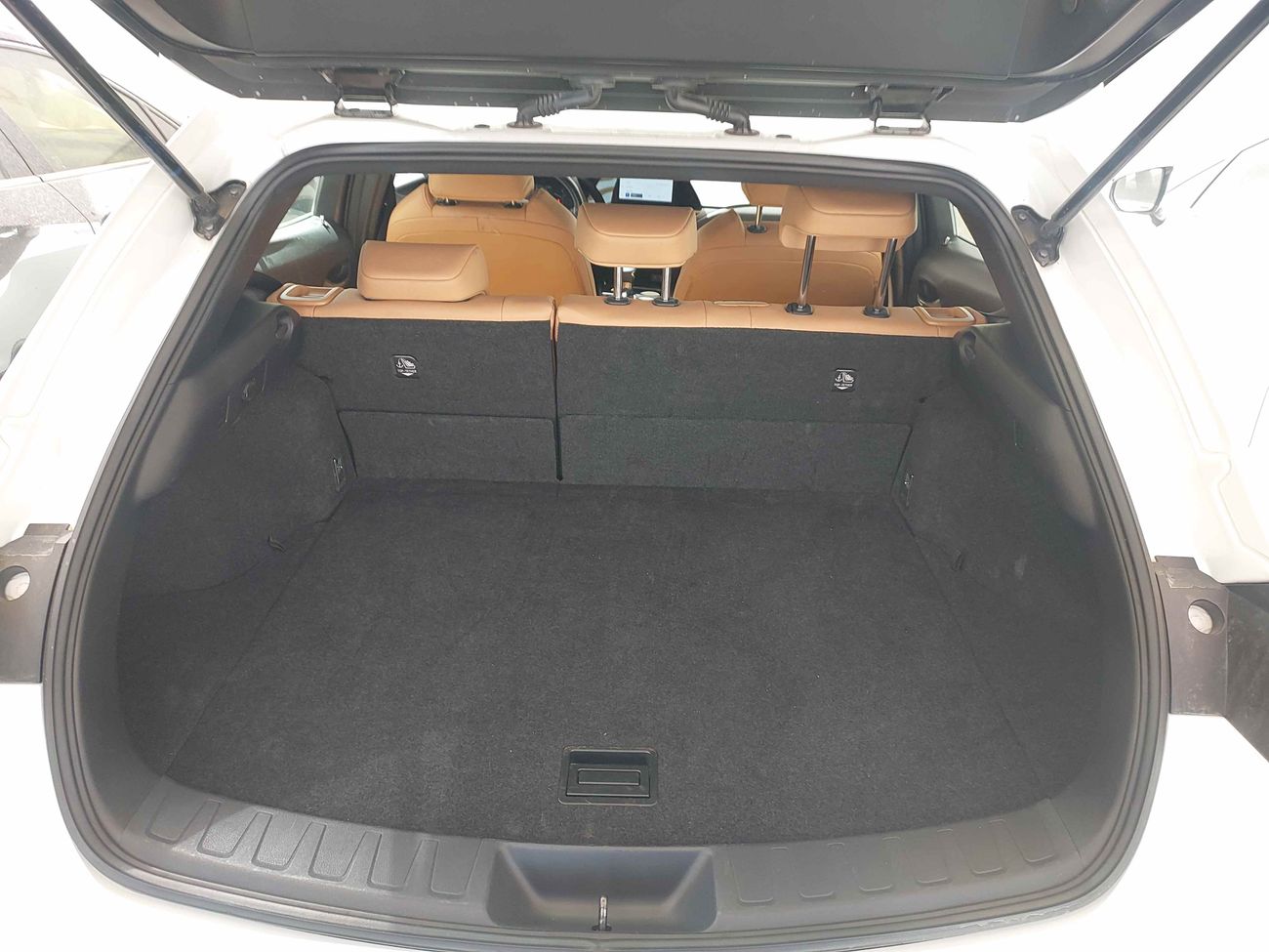 لكزس UX 200 PREMIER 2 | بدون دفعة مقدمة | اختبار القيادة في المنزل