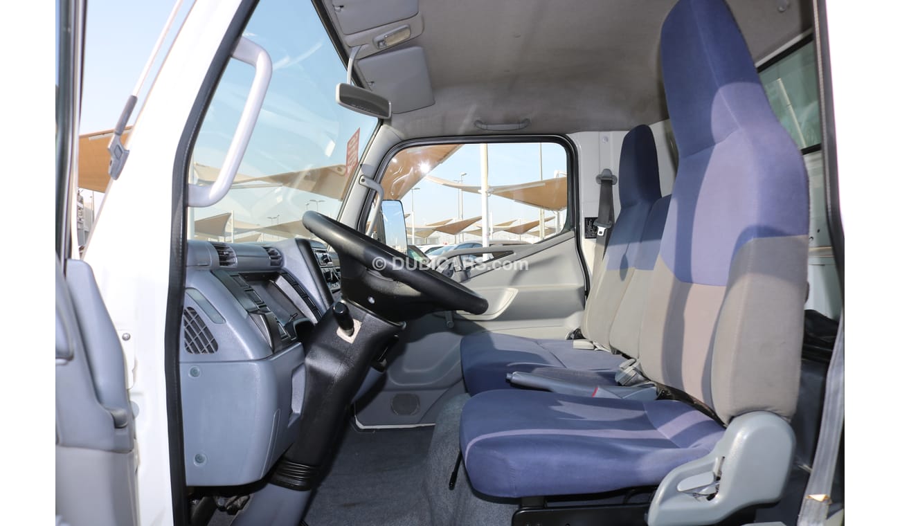 Mitsubishi Fuso Canter MITSUBISHI FUSO CANTER 2016 ((INSPECTED PERFECT CONDITION))