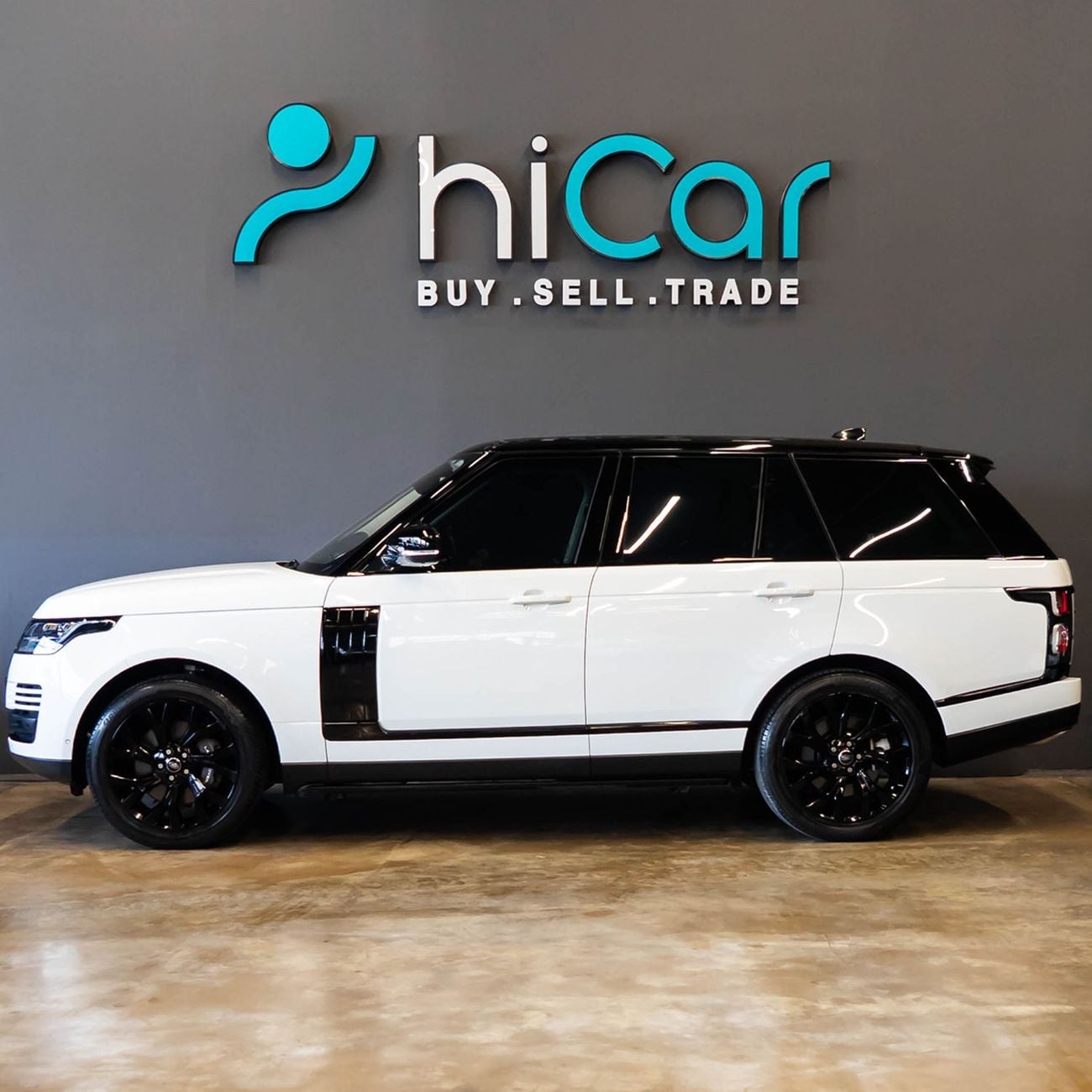 Land Rover Range Rover AED 2,586 p.m • 0% Downpayment • Range Rover Vogue  • 1 Year Warranty
