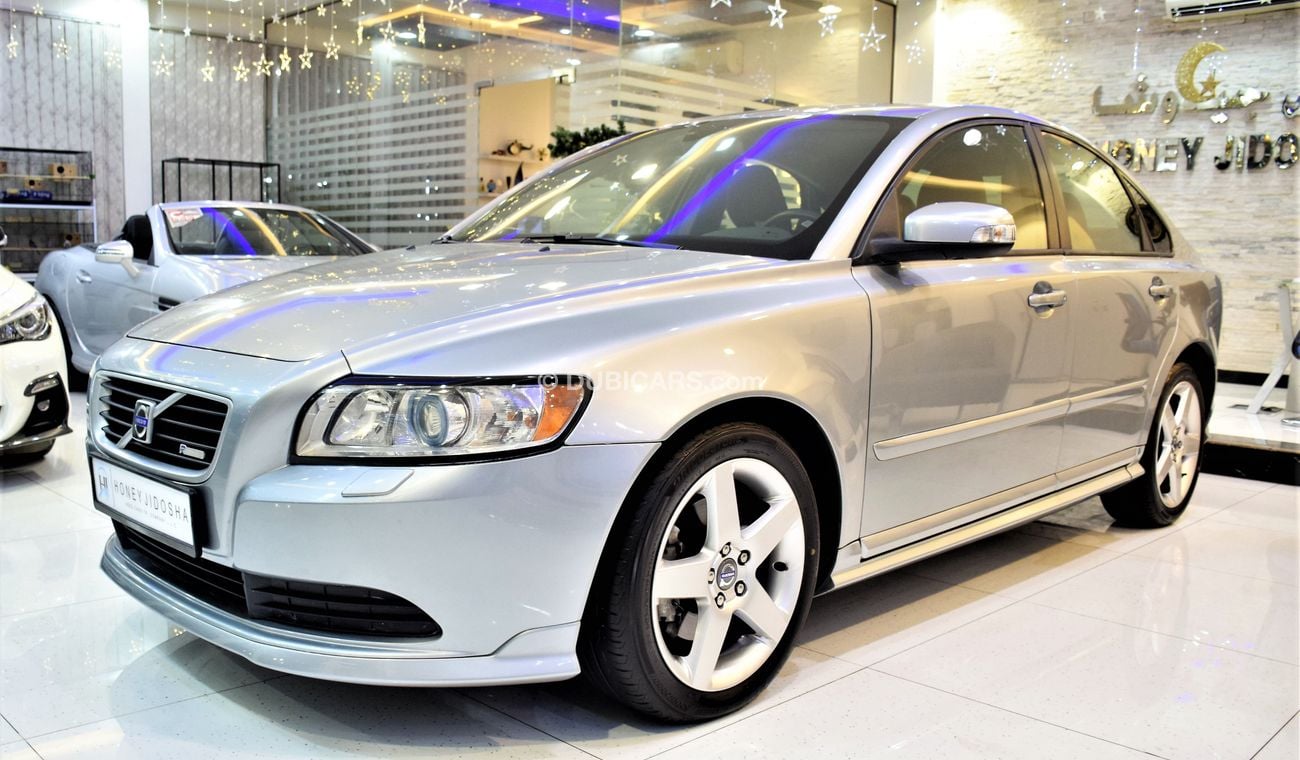 Volvo S40 Like New Volvo S40 R DESIGN V5 2009 Model GCC Specs