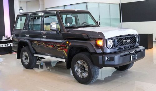 Toyota Land Cruiser 70 2024 Model Toyota Land Cruiser Hardtop LC76, 4.5L Turbo Diesel 4WD M/T