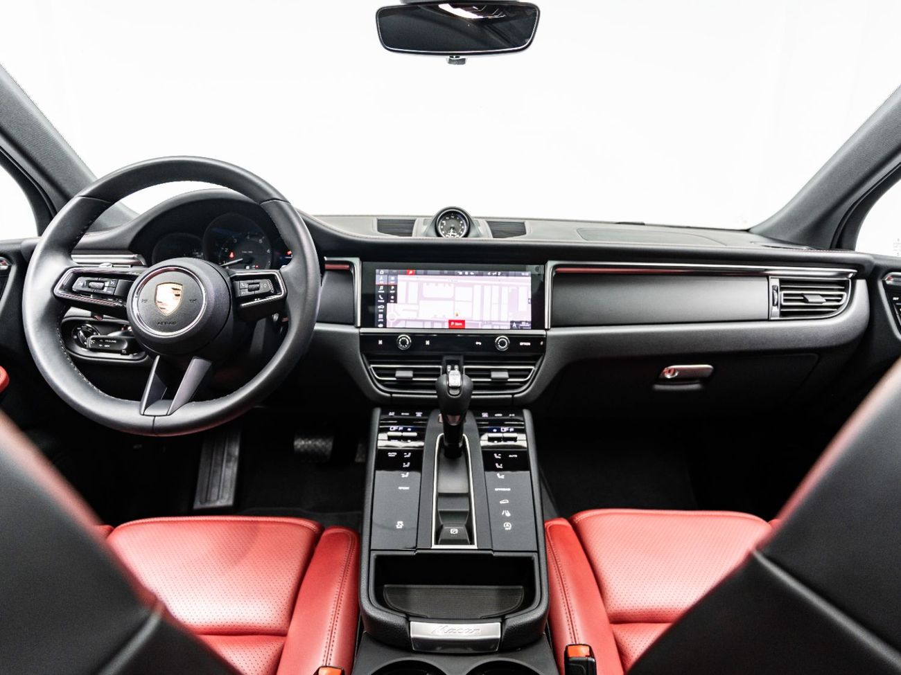 Porsche Macan Std 2.0L (252 HP) 2024 Porsche Macan, 2.0L TC I4, 4WD, 248 bhp, 7 Speed Automatic