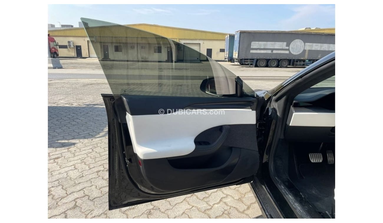 Used Tesla Model S Tesla S Plaid with (3 electric Engine) , Canadian