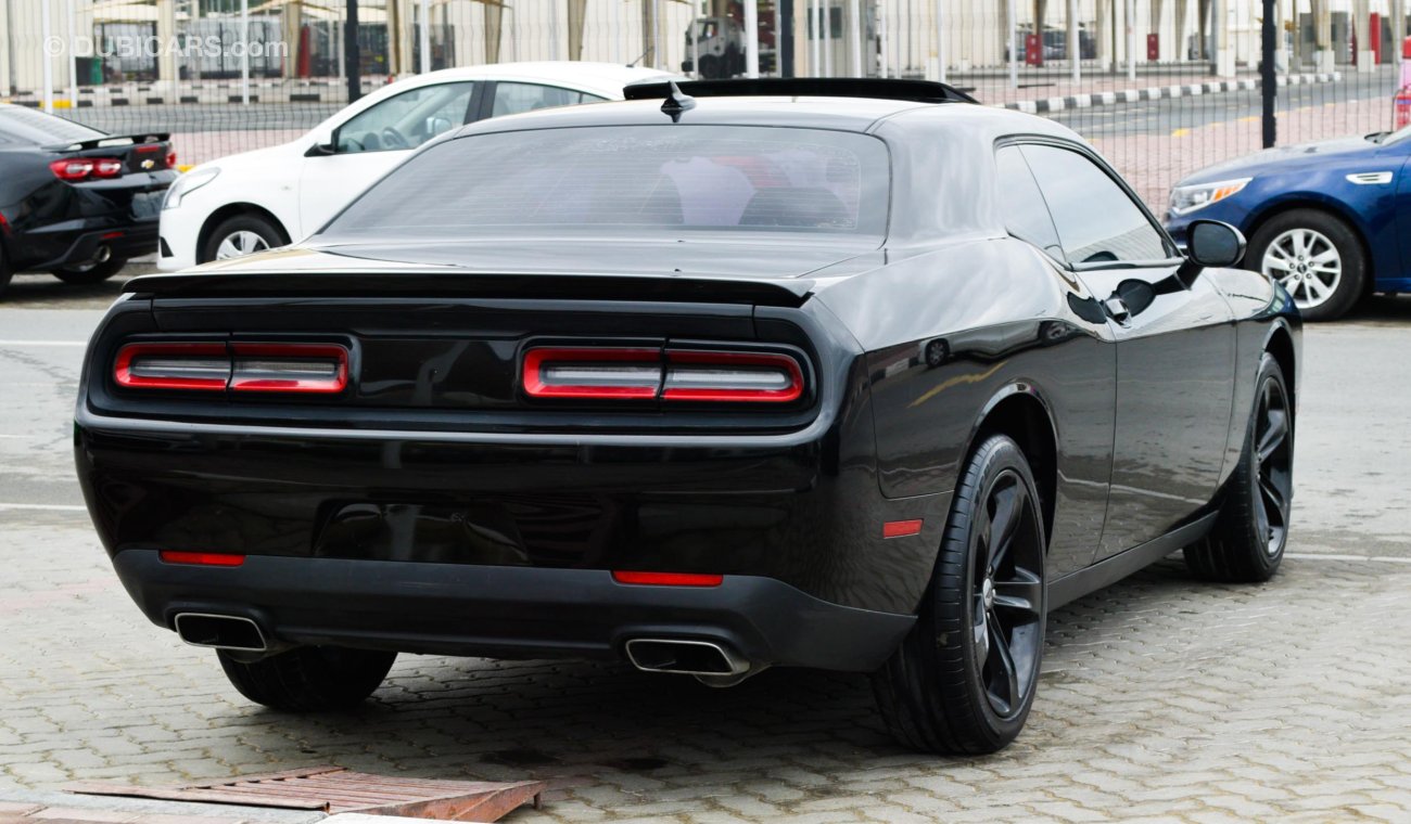 Dodge Challenger R/T 5.7L V8