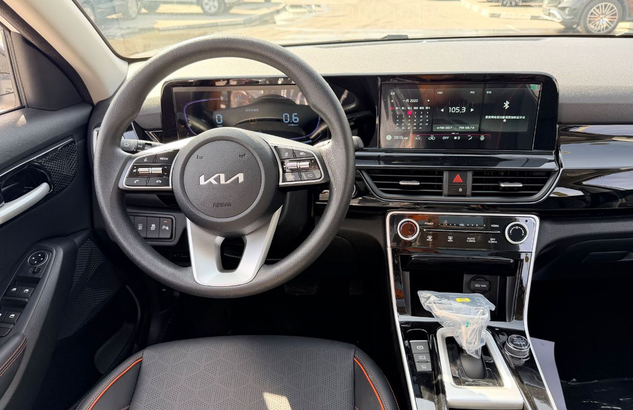 Kia Seltos 2025 stylish and versatile compact SUV (Export only)