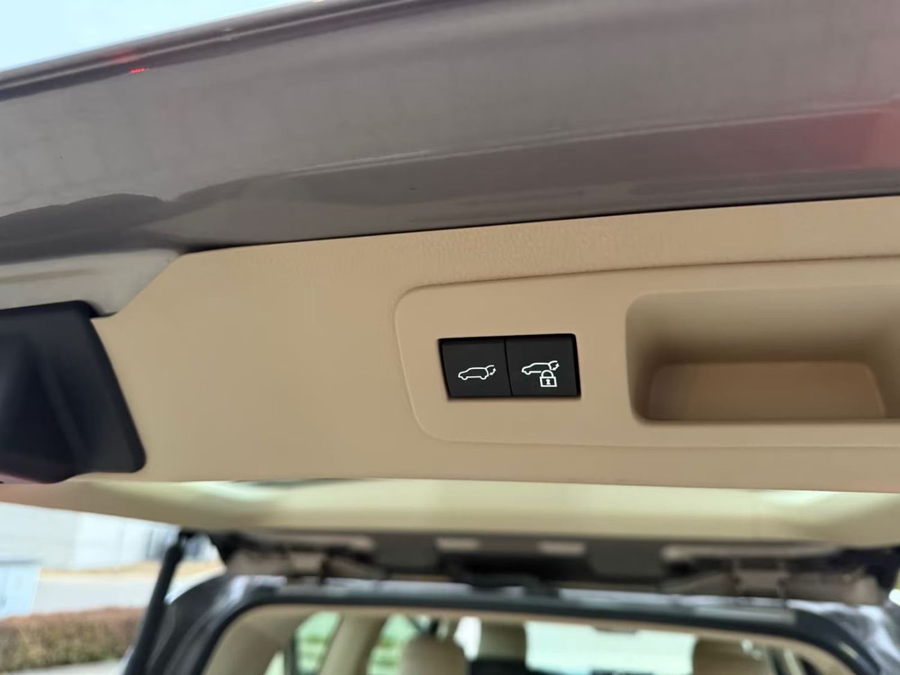 Toyota Land Cruiser LC300