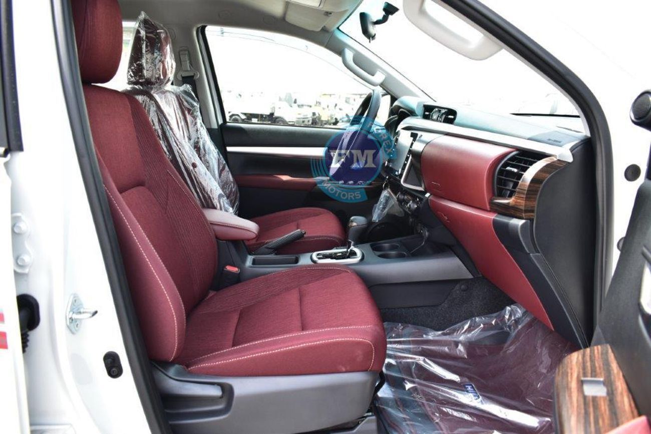 تويوتا هيلوكس Double Cab Pickup GLXS-V 2.4L Diesel 4WD 5 Seater Automatic