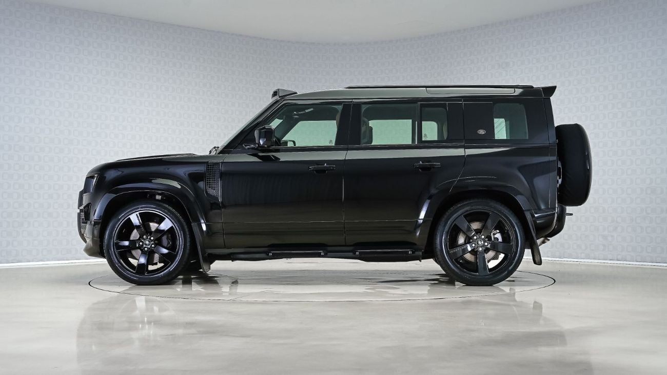 لاند روفر ديفندر Special Offer | AED 5,255 PM | 22in Wheels, LED Lightbar |