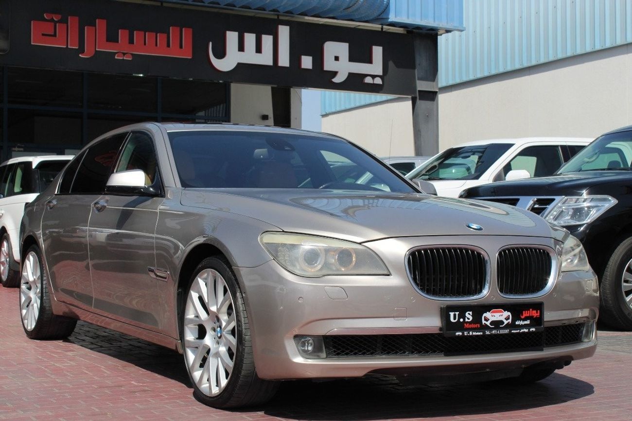 بي أم دبليو 750Li Luxury 4.4L