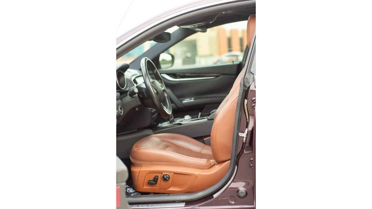 مازيراتي جيبلي USA 3.0 EXCELLENT CONDITION