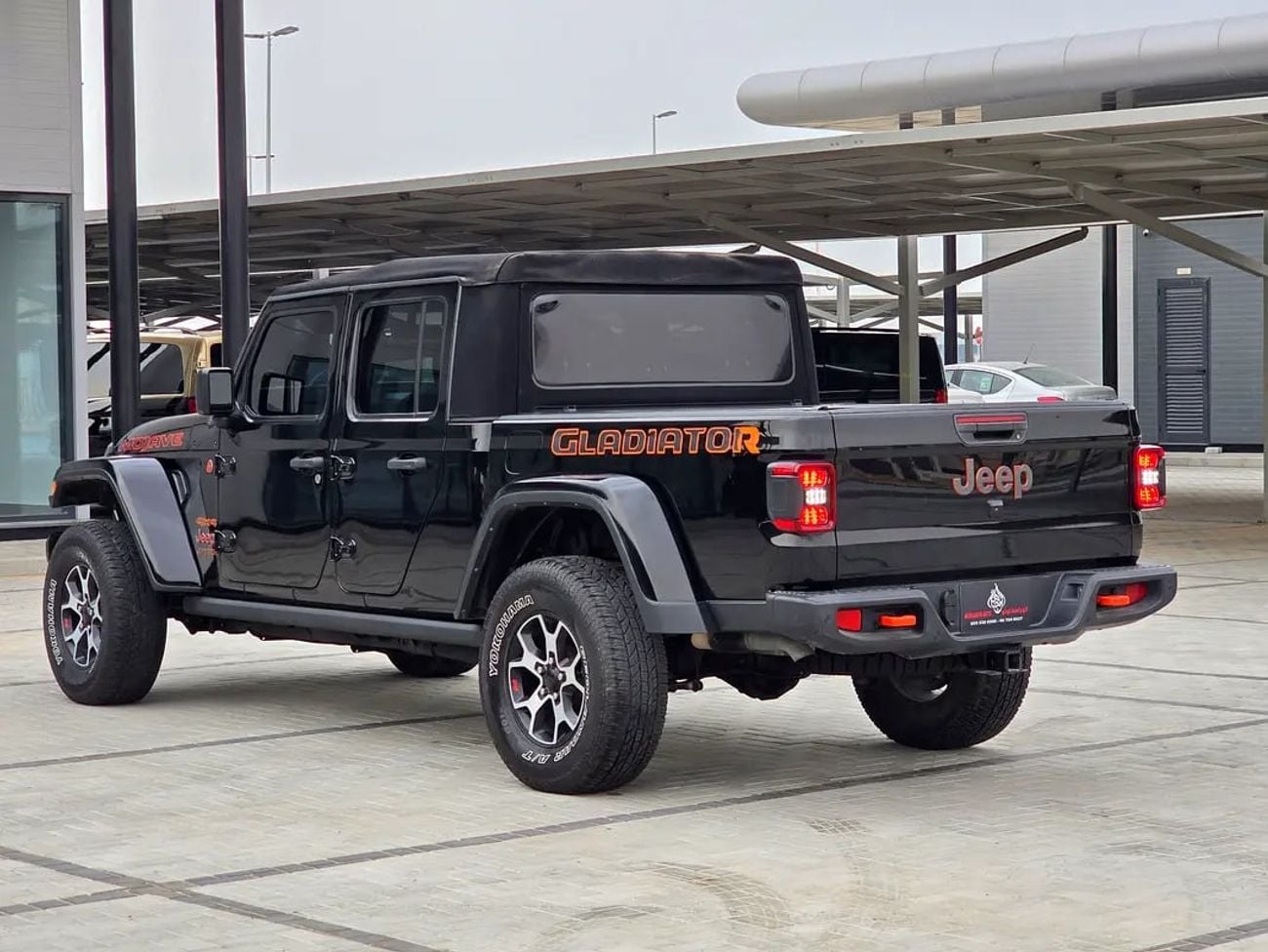 Jeep Gladiator MOJAVE (NON GCC) Mojave (Canadian Specs)