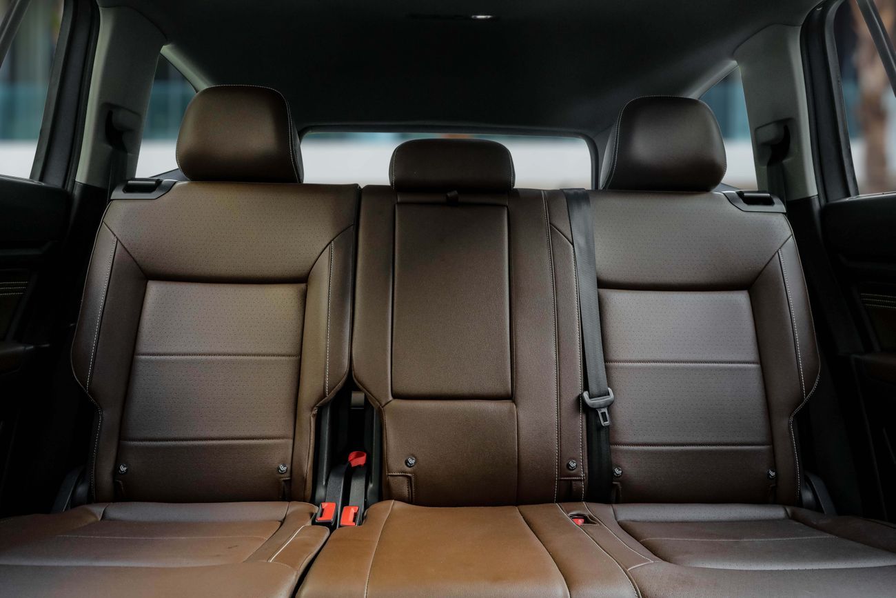 فولكس واجن تيرامونت Teramont Comfortline  | 1,822 P.M | 0% Downpayment | Immaculate Condition!