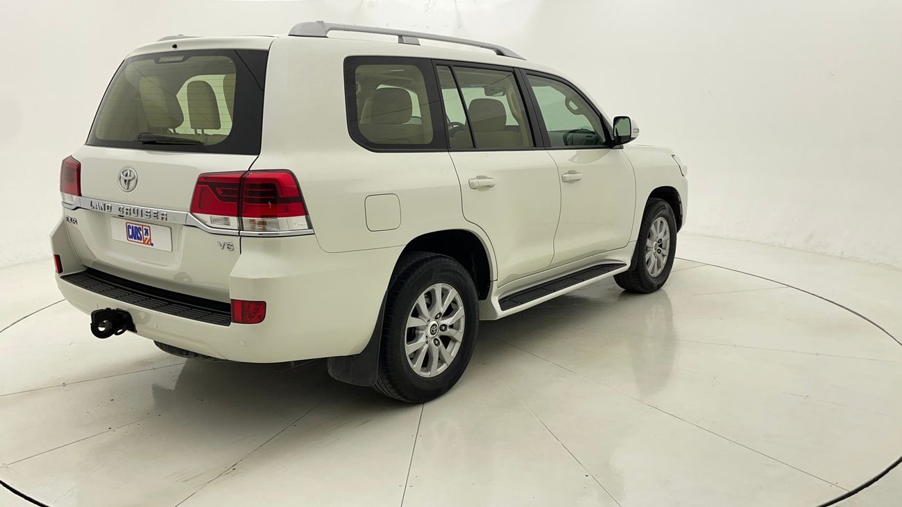 تويوتا لاند كروزر EXR 4 | بدون دفعة مقدمة | اختبار قيادة مجاني للمنزل