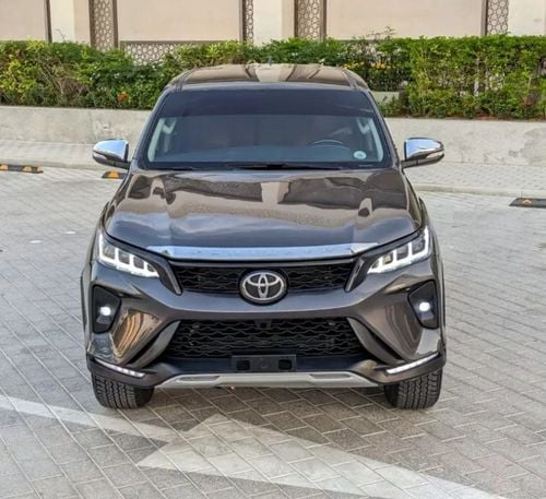 Toyota Fortuner Toyota Fortuner EXR 2016model Modified 2025Model v4 2.7L Engine Colour Grey interior Brown leather s