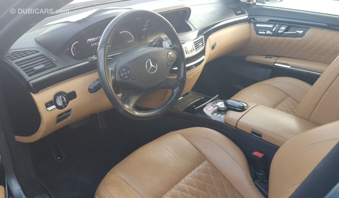 Mercedes-Benz S 65 AMG 2011 Model gcc specs panoramic roof night vision cold seats