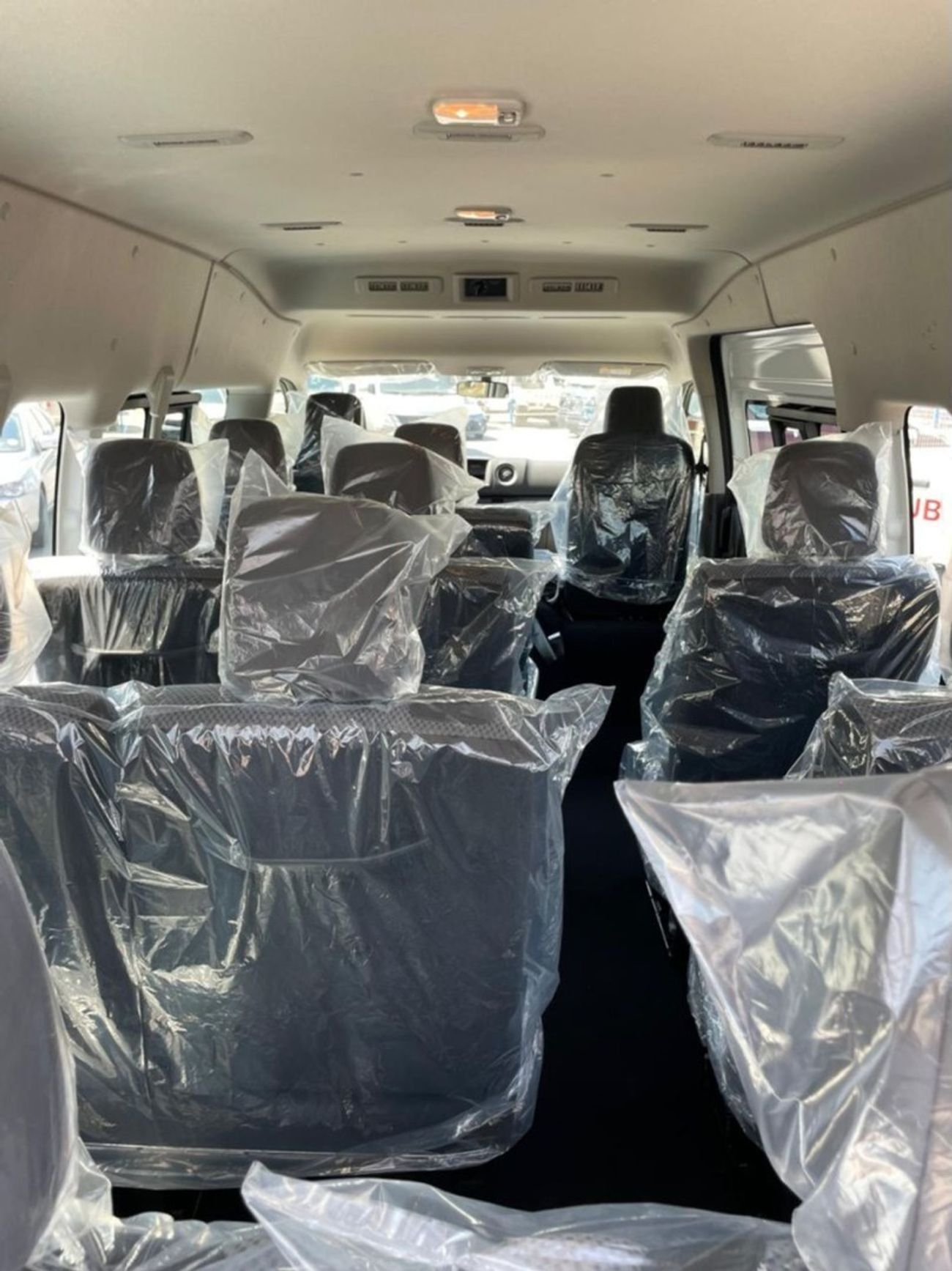 نيسان أورفان Nissan Urvan 2025 2.5L Diesel Best Price For Export!!!