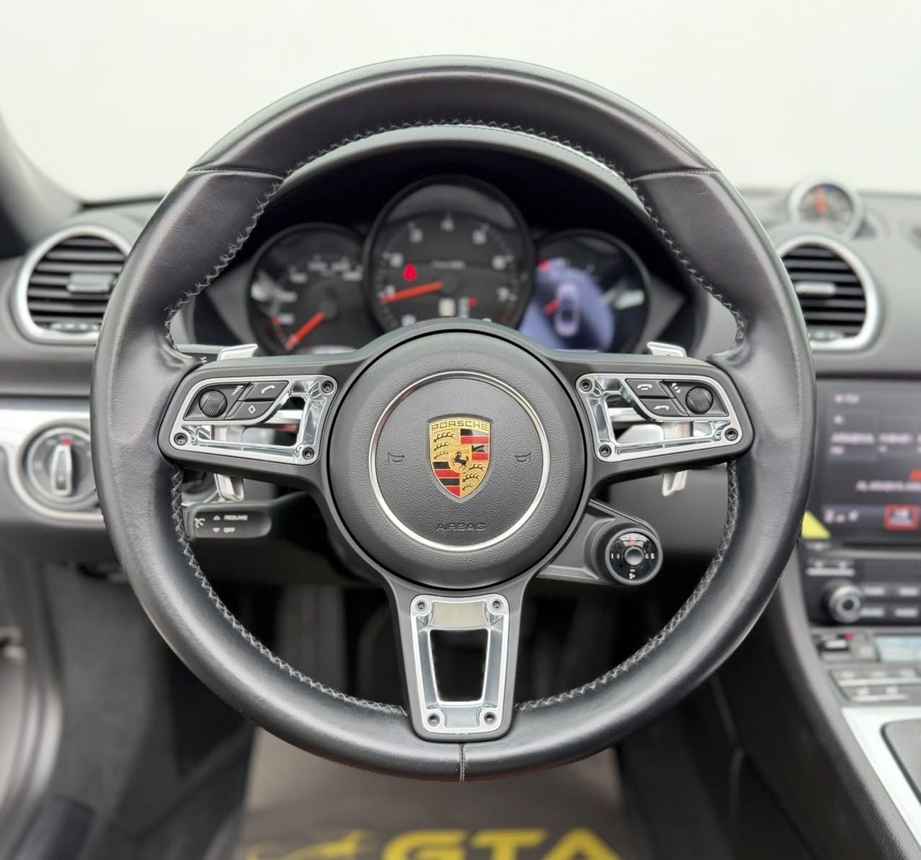 Porsche 718 Boxster STANDARD
