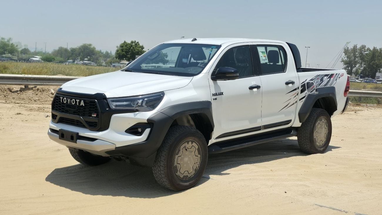 Toyota Hilux ADVENTURE Toyota Hilux GR Sport - GCC - 2026 Brand New (Export)