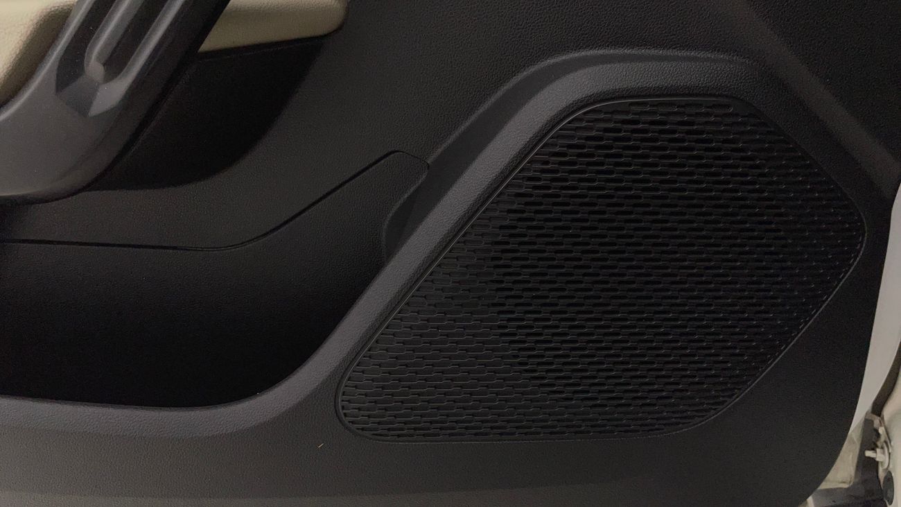 Renault Duster PE 1.6 | Zero Down Payment | Home Test Drive