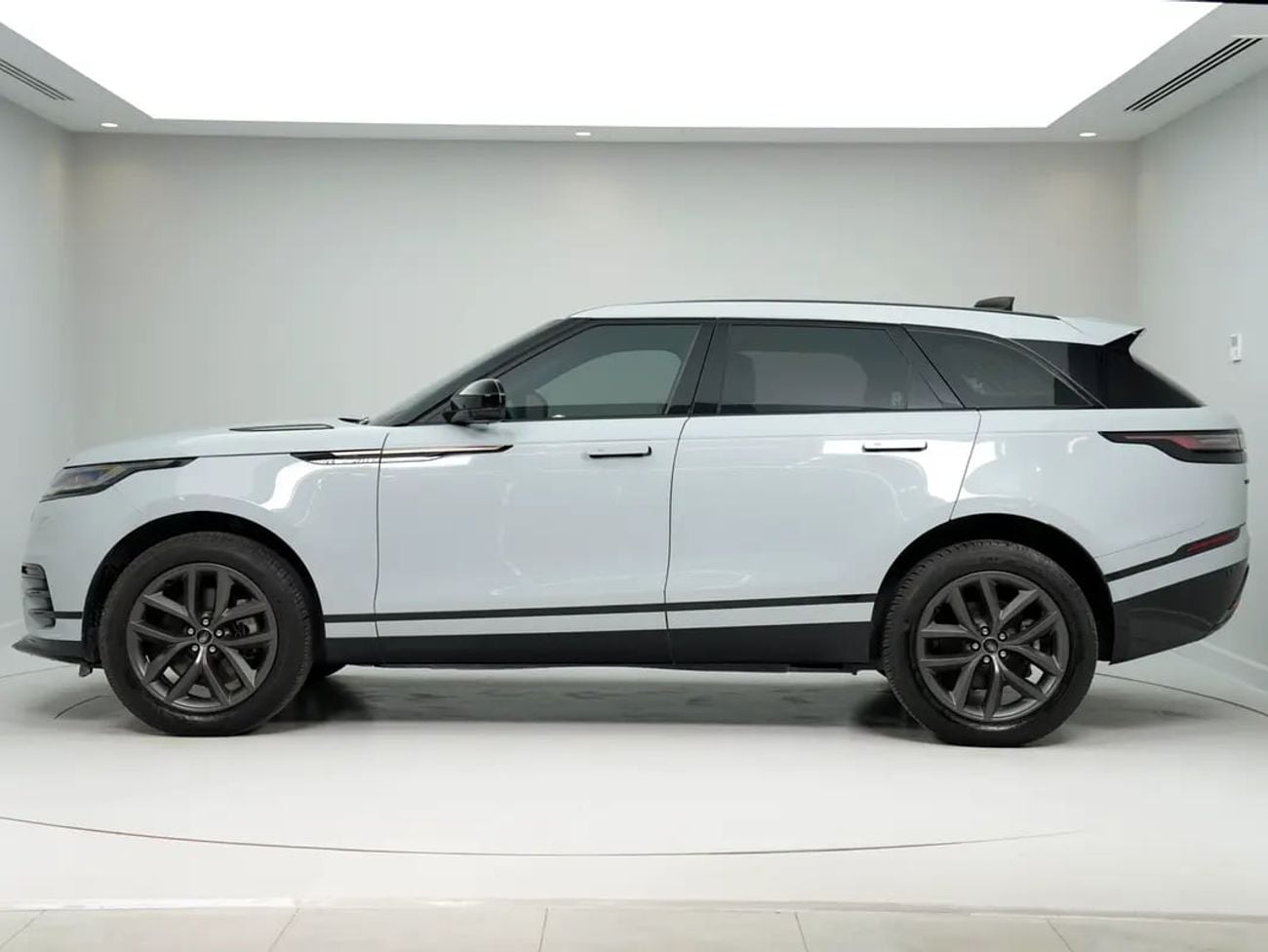 Land Rover Range Rover Velar DYNAMIC SE P250 — фото 3