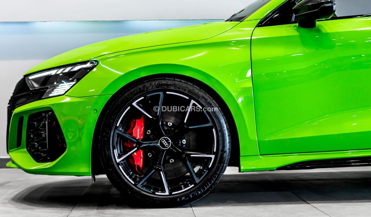 Audi RS3 TFSI quattro 2022 Audi RS3, Audi Warranty + Service Contract, Carbon Pack, Low Kms, GCC