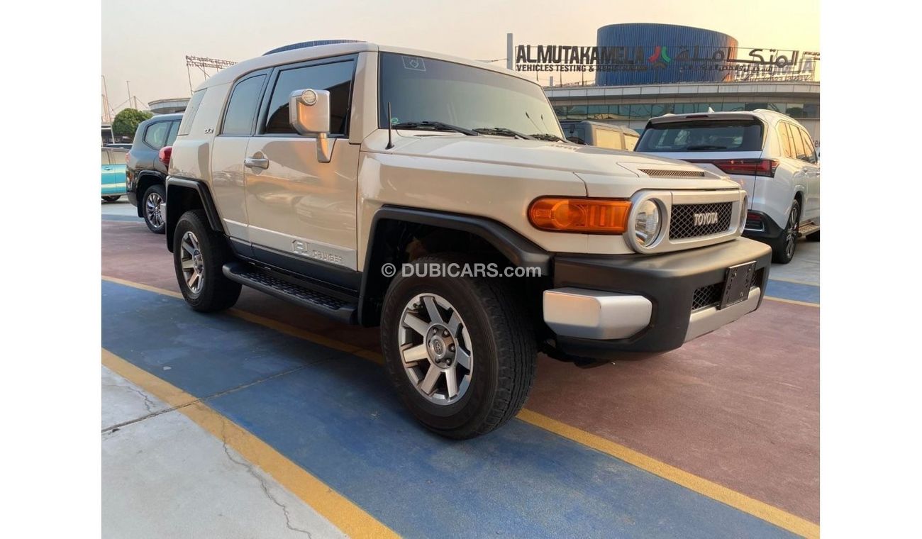 تويوتا إف جي كروزر GXR