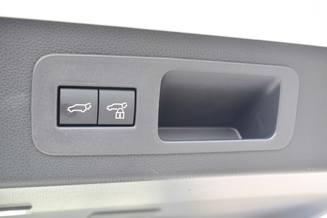 Toyota Land Cruiser 3.5T VXR Hybrid