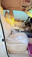 Toyota Prado VXR 2018 Model LHD Full Option GCC Specification Sunroof, Coolbox, Leather Seats, Electric Seats Top