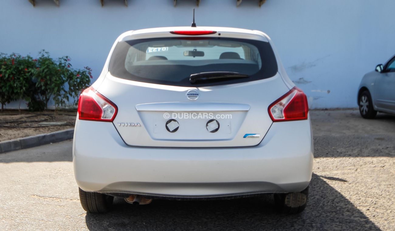 Nissan Tiida
