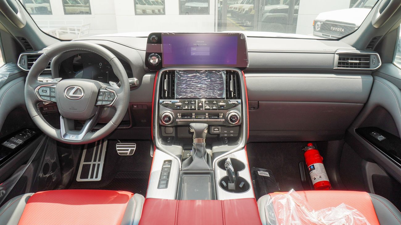 Lexus LX 600 FSport 3.5L V6  5 Seats