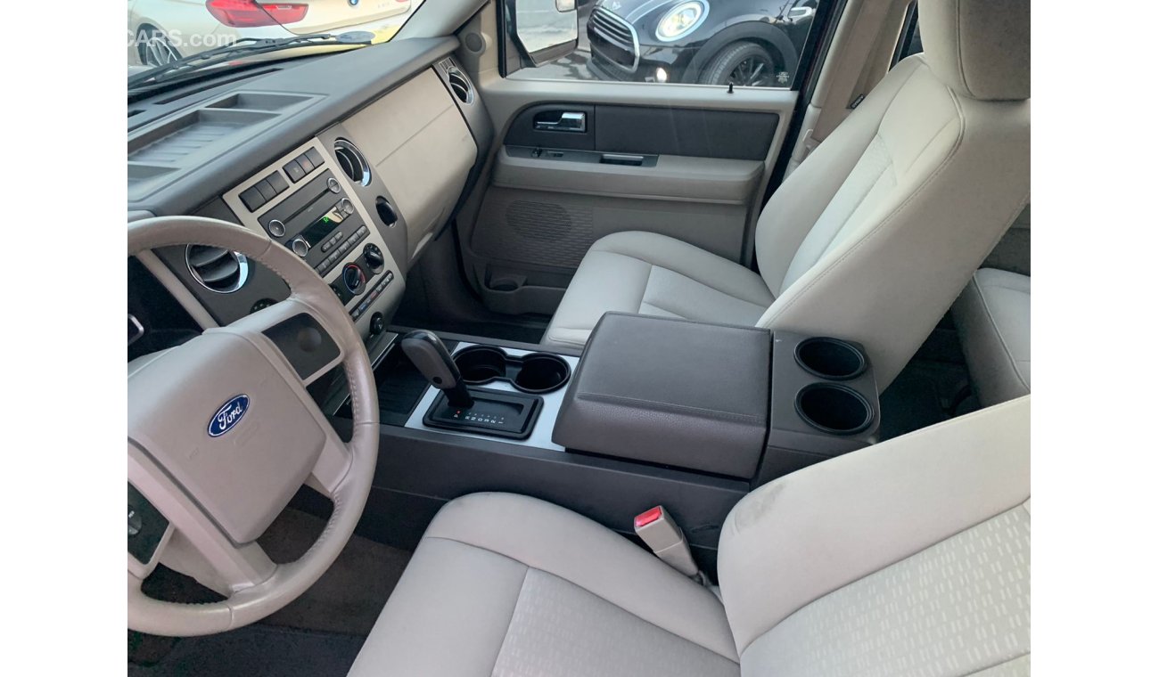 Ford Expedition Ford Expedition_2013_Excellend_condihich