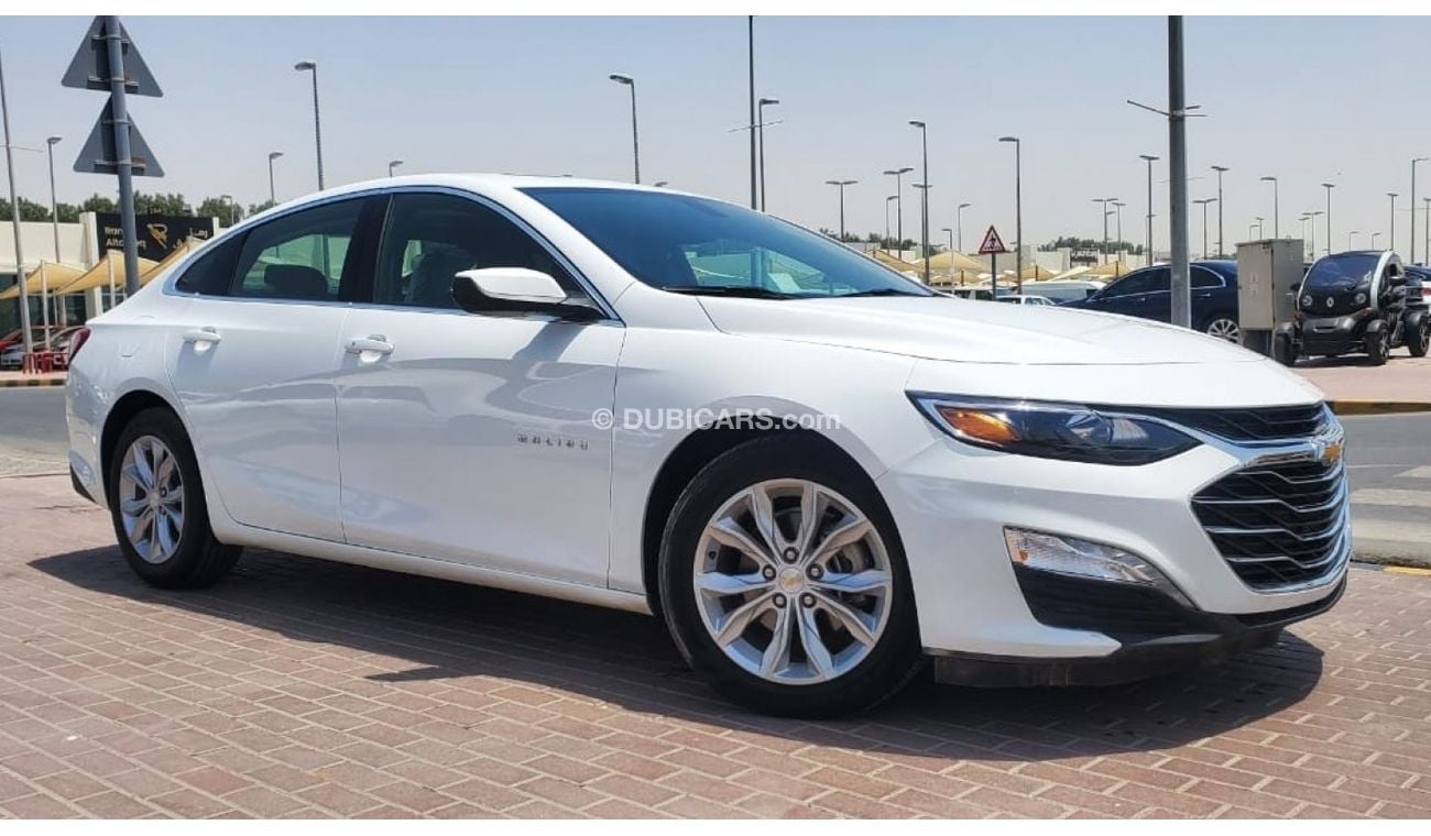 Chevrolet Malibu LT - With Panoramic Sunroof