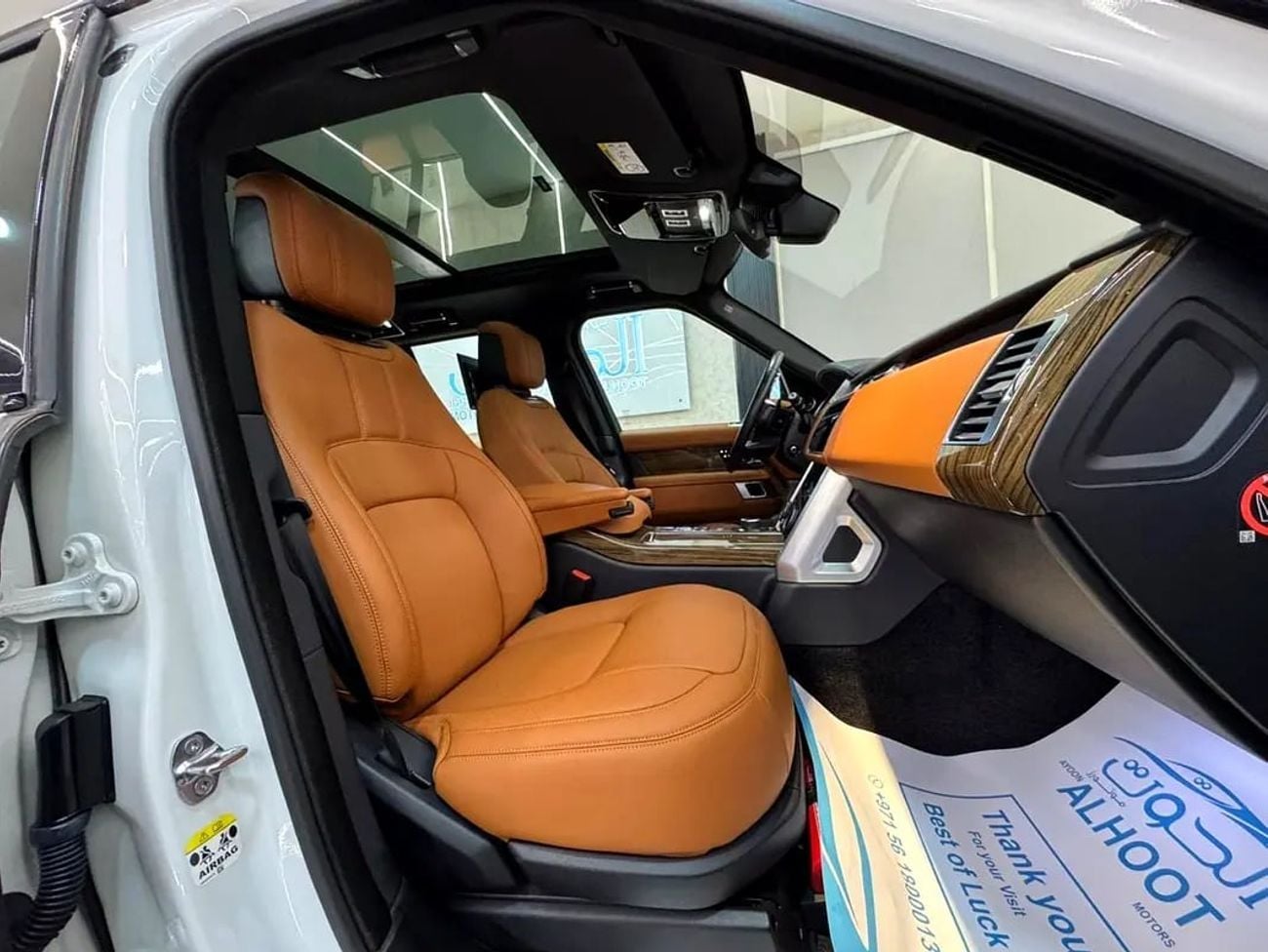 لاند روفر رينج روفر LWB Autobiography P400 3.0L ELITE VOGUE || SUPERCHARGED || GCC || FULLY LOADED || ACCIDENTS FREE
