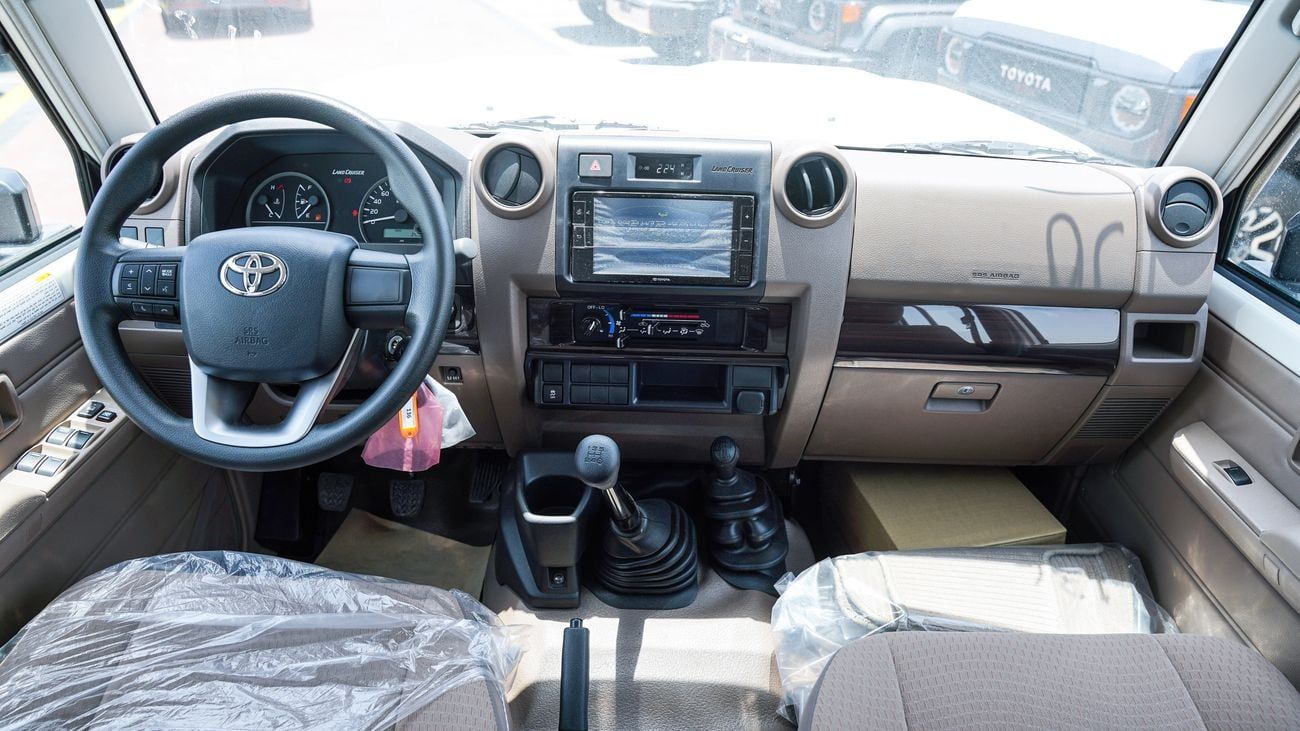 تويوتا لاند كروزر بيك أب 70 TOYOTA LC 79 DC 2.8 DIESEL MT 2026