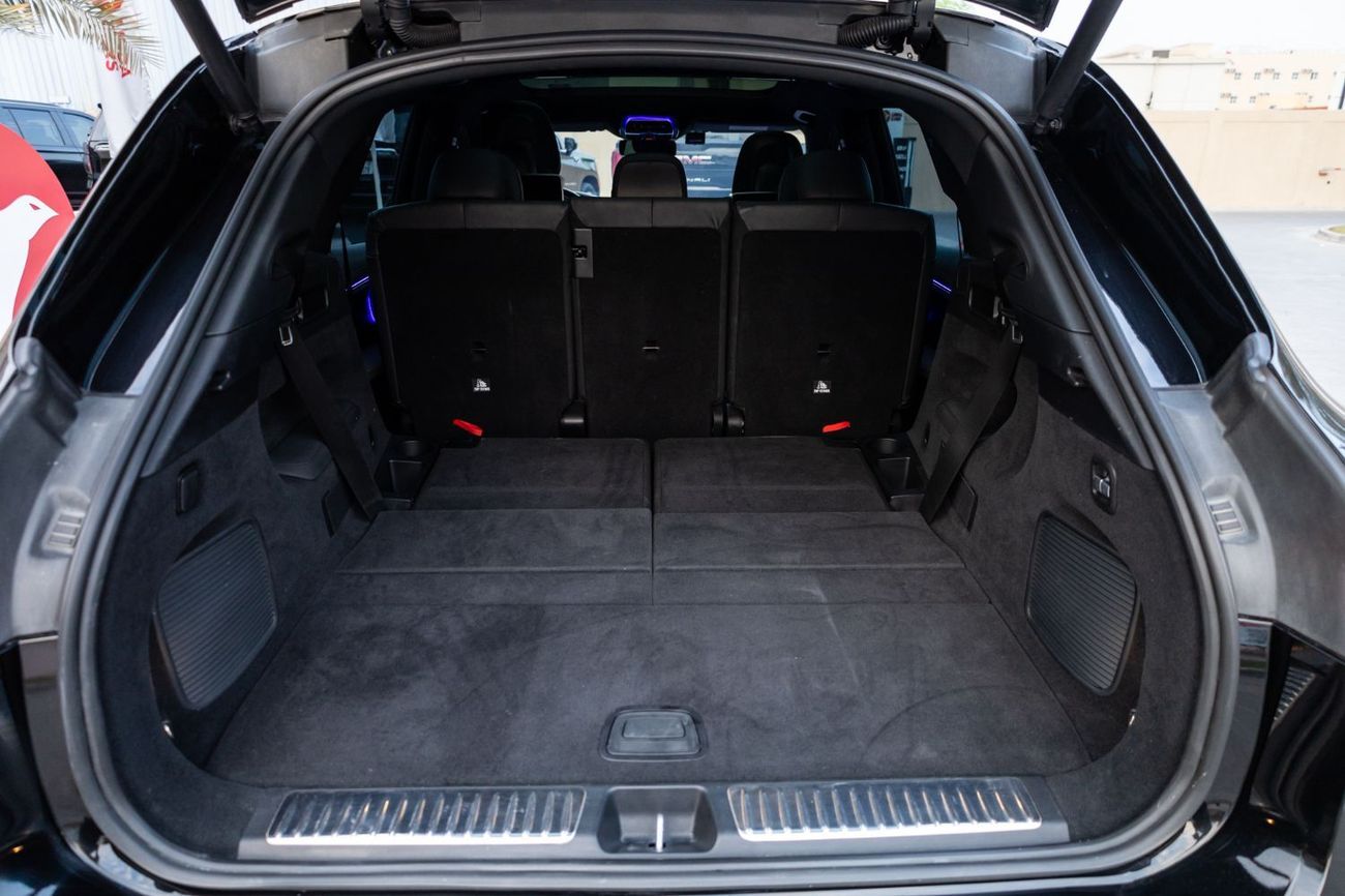 مرسيدس بنز EQS 580 SUV 4MATIC