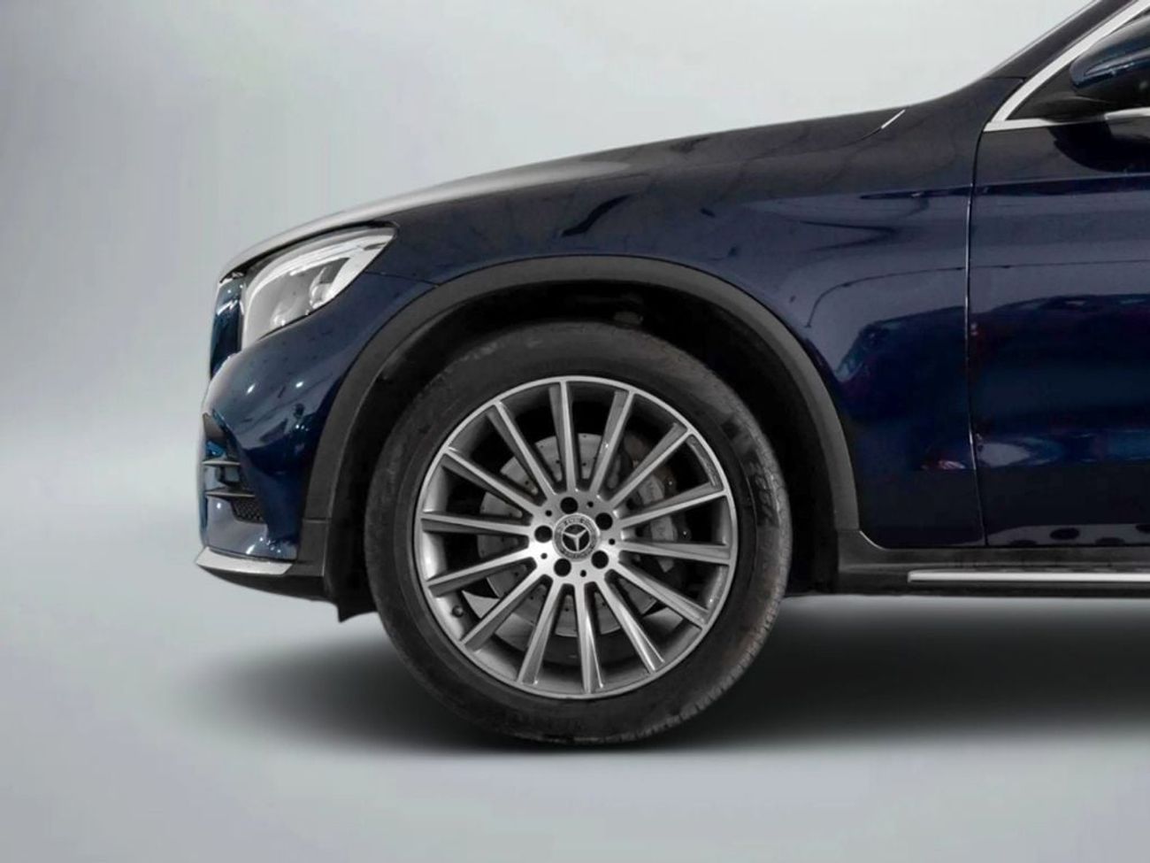 مرسيدس بنز GLC 250 AMG 2.0L