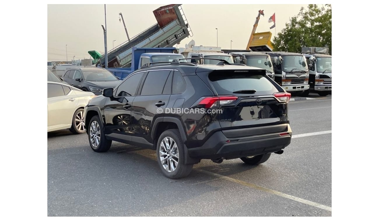 تويوتا راف ٤ 2022 TOYOTA RAV4 XLE PREMIUM IMPORTED FROM USA