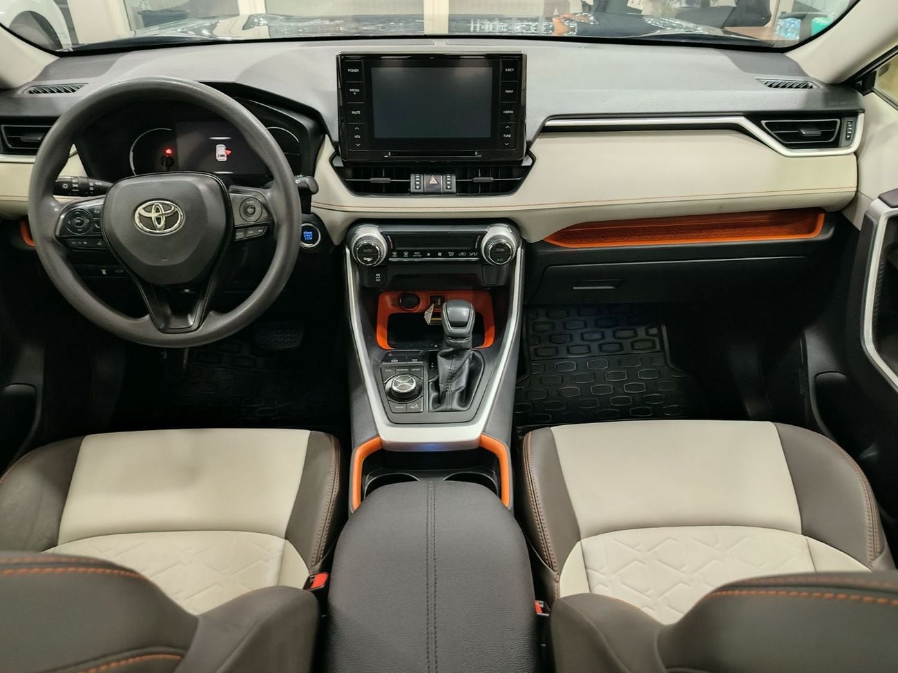 Toyota RAV4 ADVENTURE