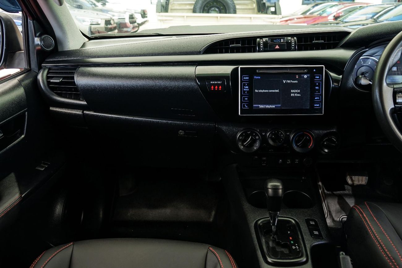 تويوتا هيلوكس Export Toyota Hilux / revo Pick-up double cabin Pack ...The Toyota Hilux is a globally popular, toug