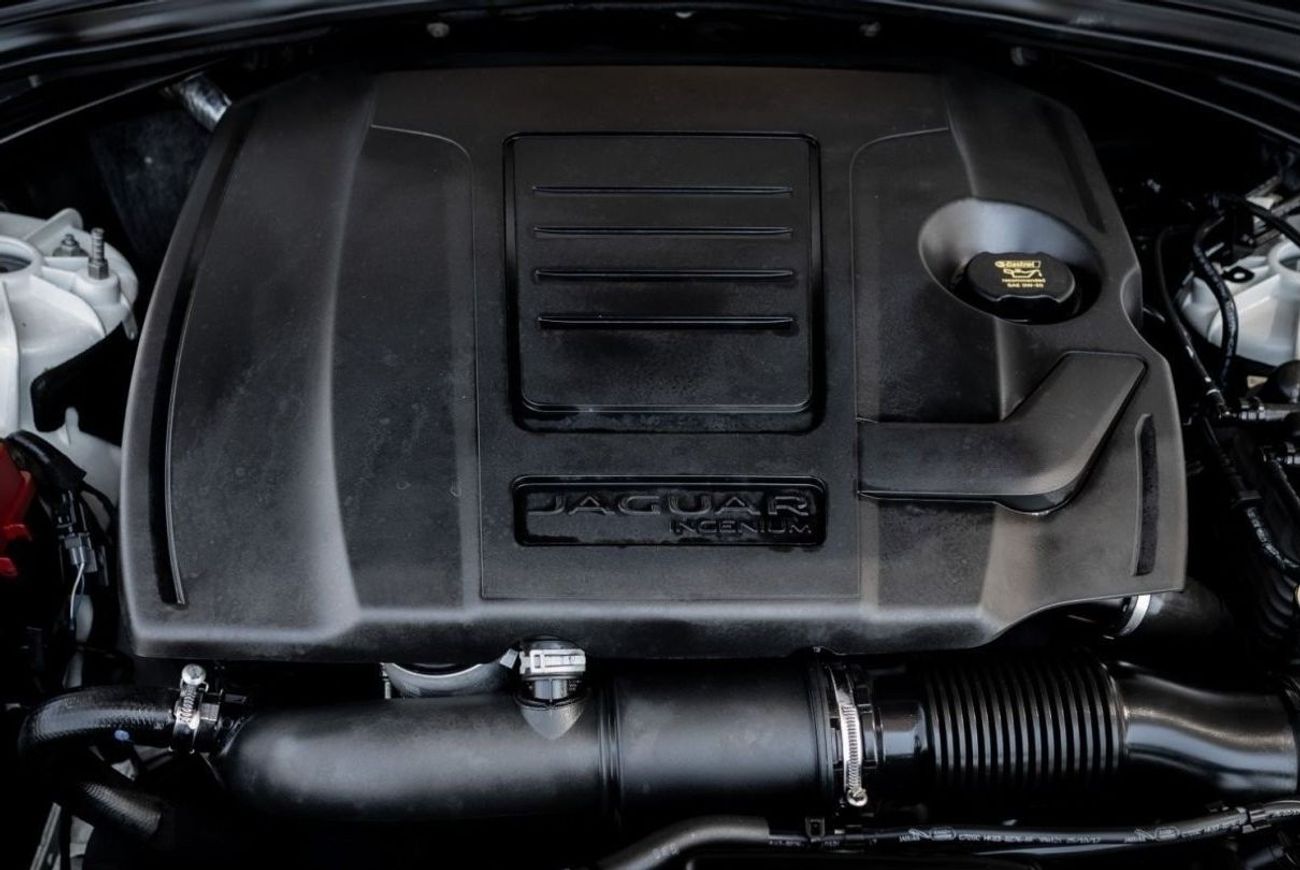 Jaguar F Pace Jaguar F-Pace R-Sport 2018 GCC under Warranty with Flexible Down-Payment.