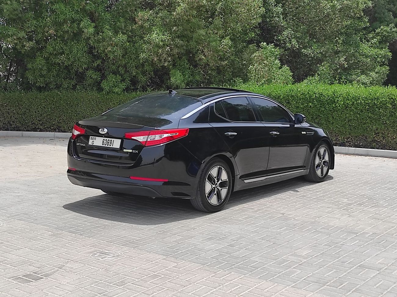 Kia Optima SX 2.0L Kia Optima 2013 Hybrid Sx Full options no1