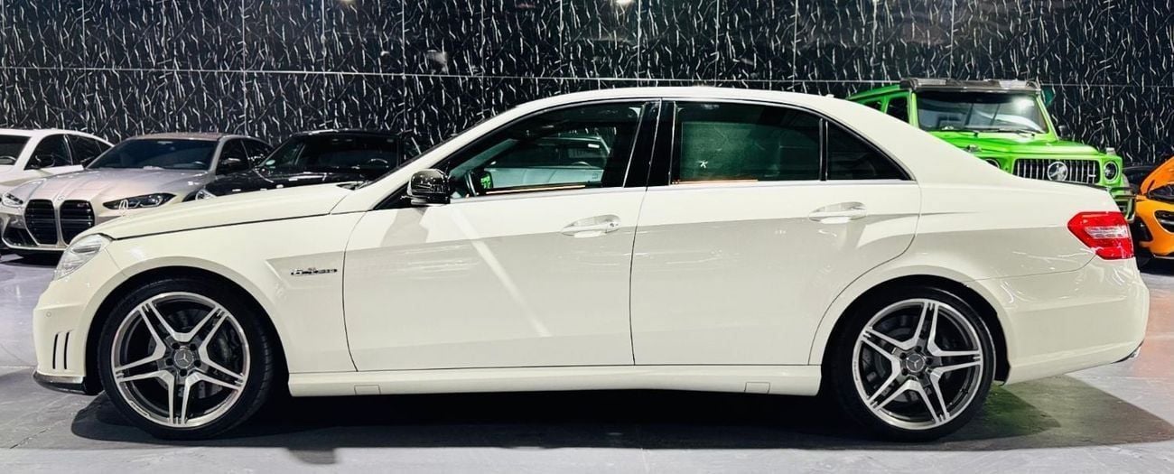 مرسيدس بنز E 63 AMG AMG 6.2L (518 HP) 2011 Mercedes Benz E63, 3 Years Mercedes Service Contract, Carbon Fiber Package, G