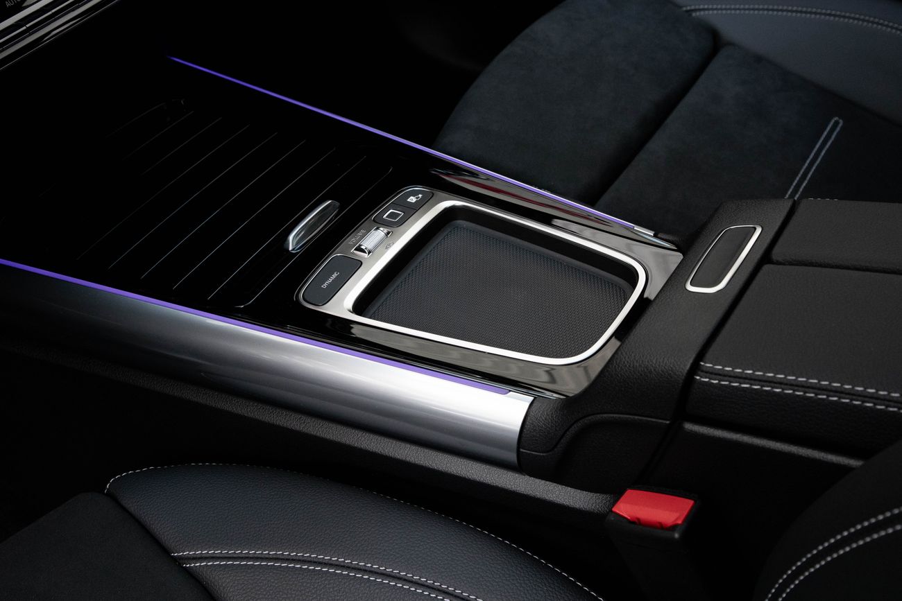 مرسيدس بنز GLA 200 4,113 P.M | 0% Downpayment | GLA200 AMG | 5 YEAR AGENCY WARRANTY!