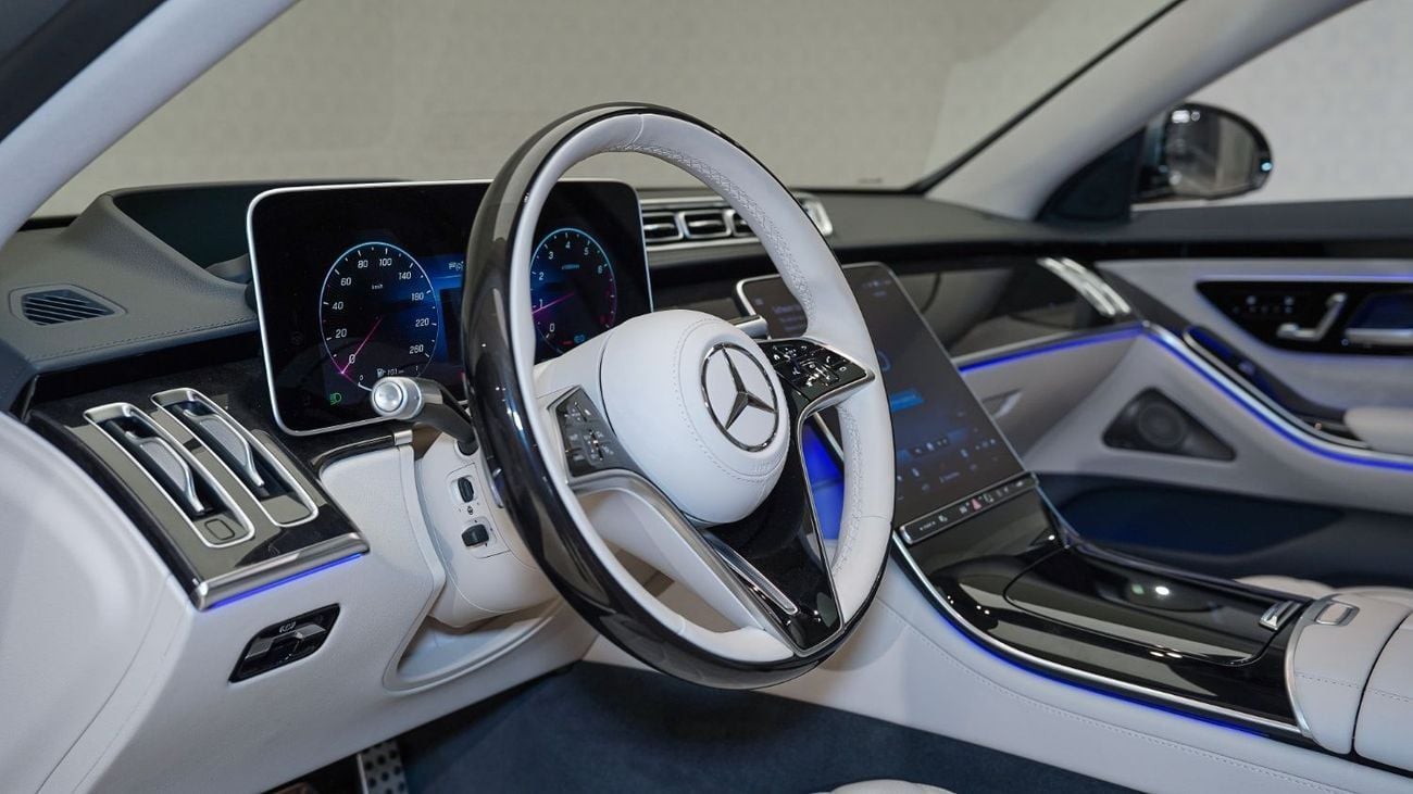 مرسيدس بنز S 500 AMG Line | AED 5,250 PM | Warranty Service Pack 2027, Super Low KM |