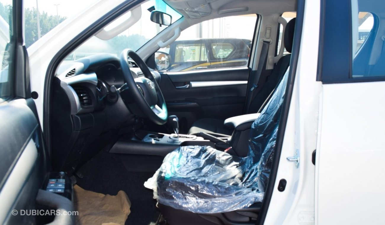 Toyota Hilux SR5 2.4L Diesel A/T